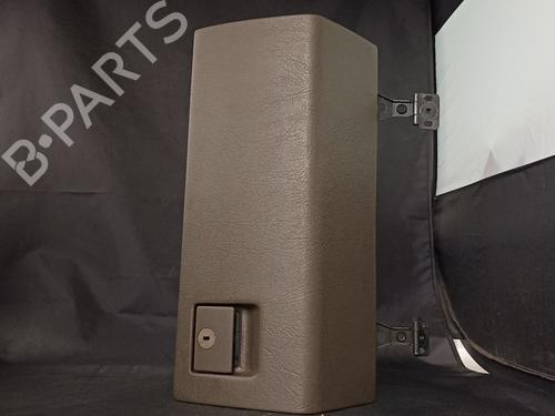 Used Glove box Glove box MERCEDES-BENZ C-CLASS (W202) C 180 (202.018) (122 hp) 38909764 38909764