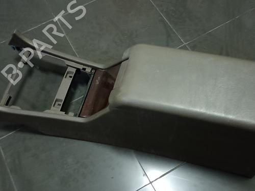 Used Armrest / Center console Armrest / Center console 38909976 38909976