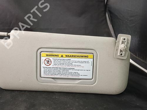 Used Right sun visor Right sun visor 38910077 38910077