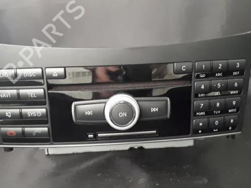 radio-mercedes-benz-e-class-w212-2009-2010-2011-2012-2013-2014-2015-2016-38910119 main image