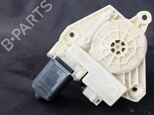 Used Right front window motor Right front window motor 38877551 38877551