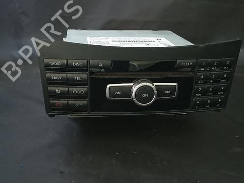 radio-mercedes-benz-e-class-convertible-a207-2010-2011-2012-2013-2014-2015-2016-38877638 main image