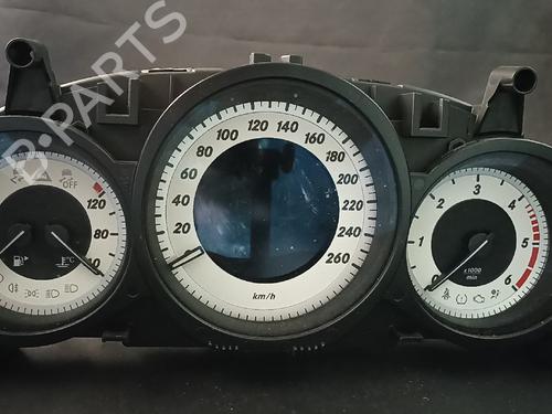instrument-cluster-mercedes-benz-e-class-convertible-a207-2010-2011-2012-2013-2014-2015-2016-38877671 main image