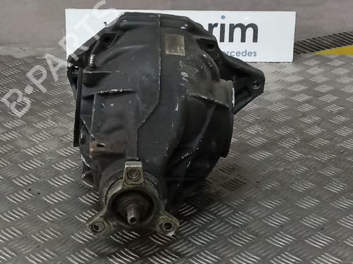 rear-differential-mercedes-benz-c-class-w204-2007-2008-2009-2010-2011-2012-2013-2014-2015-38877756 main image