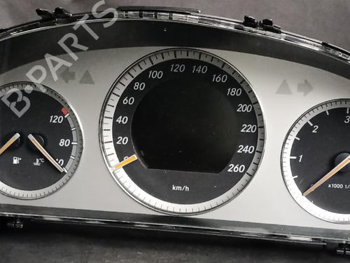 instrument-cluster-mercedes-benz-c-class-w204-2007-2008-2009-2010-2011-2012-2013-2014-2015-38877850 main image