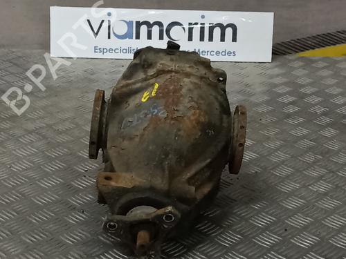 Used Rear differential Rear differential MERCEDES-BENZ C-CLASS (W202) C 250 Turbo-D (202.128) (150 hp) 38877971 38877971