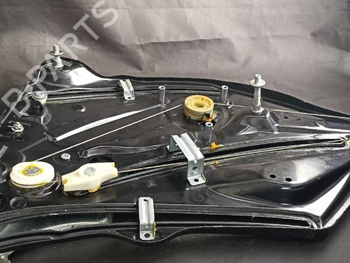 rear-right-window-mechanism-mercedes-benz-e-class-coupe-c207-2009-2010-2011-2012-2013-2014-2015-2016-38878320 main image