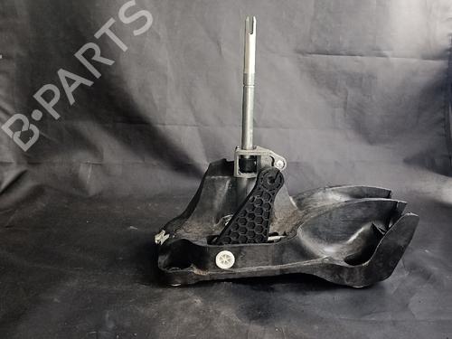 gear-lever-mercedes-benz-a-class-w176-2012-2013-2014-2015-2016-2017-2018-38878348 main image