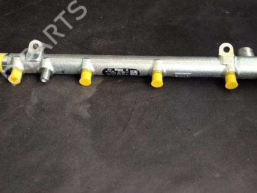 Used Injection rail Injection rail 38878753 38878753