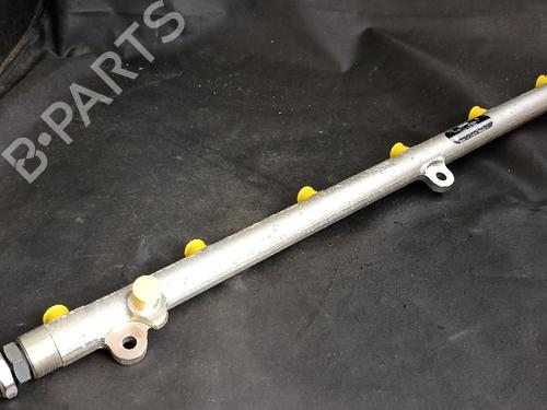 Used Injection rail Injection rail MERCEDES-BENZ S-CLASS (W220, V220) S 320 CDI (220.026, 220.126) (197 hp) 38878755 38878755