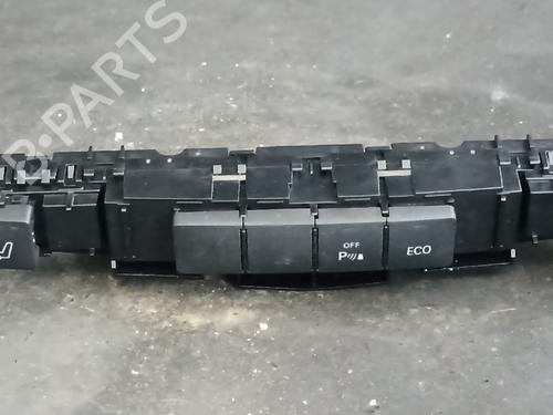 switch-mercedes-benz-glk-class-x204-2008-2009-2010-2011-2012-2013-2014-2015-38879715 main image