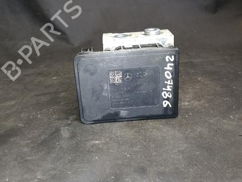 Used ABS pump ABS pump MERCEDES-BENZ C-CLASS (W205) C 180 BlueTEC / d (205.036) (116 hp) 38879871 38879871