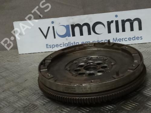 other-mercedes-benz-c-class-coupe-c204-2011-38880067 main image