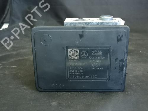 Used ABS pump ABS pump MERCEDES-BENZ C-CLASS T-Model (S205) C 180 BlueTEC / d (205.236) (116 hp) 38880235 38880235