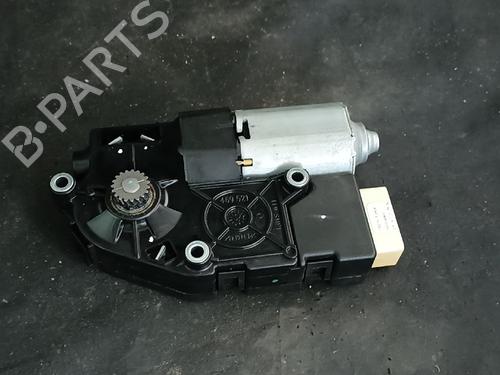 sunroof-engine-mercedes-benz-e-class-coupe-c207-2009-2010-2011-2012-2013-2014-2015-2016-38880827 main image