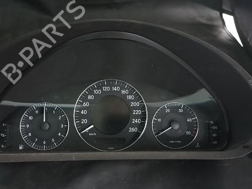 Used Instrument cluster Instrument cluster MERCEDES-BENZ CLK (C209) CLK 220 CDI (209.308) (150 hp) 38880858 38880858