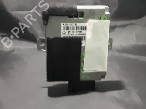 electronic-module-mercedes-benz-s-class-w221-v221-2005-2006-2007-2008-2009-2010-2011-2012-2013-38880965 main image