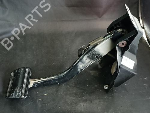 Used Break pedal Break pedal 38881040 38881040