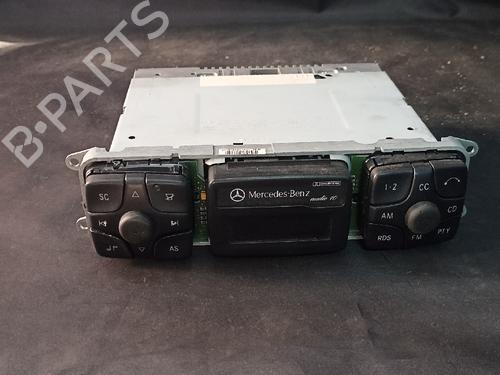 Used Radio Radio MERCEDES-BENZ S-CLASS (W220, V220) S 320 CDI (220.026, 220.126) (197 hp) 38882204 38882204