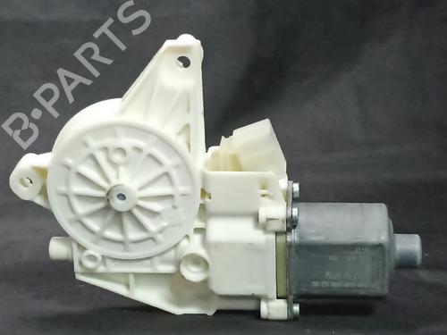 right-front-window-motor-mercedes-benz-a-class-w176-2012-2013-2014-2015-2016-2017-2018-38882350 main image