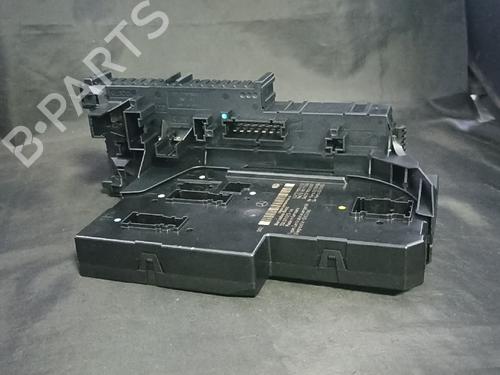 Used Fuse box Fuse box 38882383 38882383
