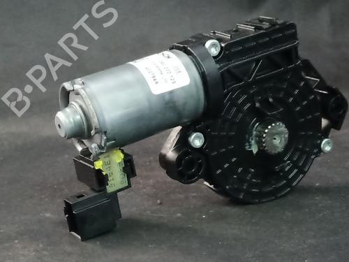 sunroof-engine-mercedes-benz-a-class-w176-2012-2013-2014-2015-2016-2017-2018-38882579 main image