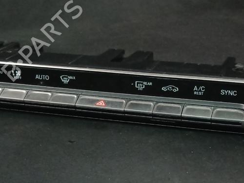 climate-control-mercedes-benz-cla-c118-2019-38882623 main image
