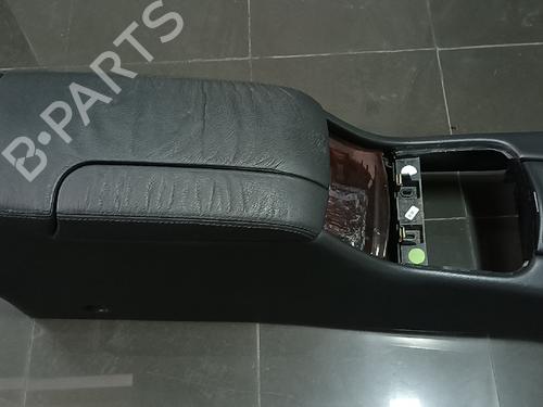 Used Armrest / Center console Armrest / Center console 38882883 38882883