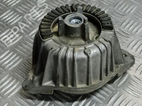 engine-mount-mercedes-benz-e-class-w212-2009-2010-2011-2012-2013-2014-2015-2016-38883062 main image