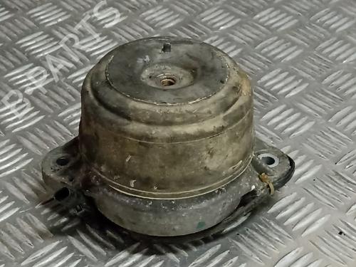 Used Engine mount Engine mount 38883102 38883102