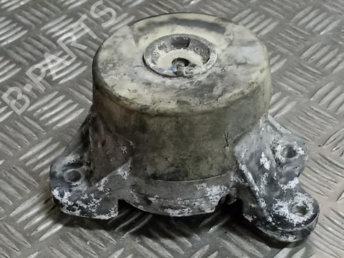 Used Engine mount Engine mount MERCEDES-BENZ GLC (X253) 220 d 4-matic (253.915) (194 hp) 38883103 38883103