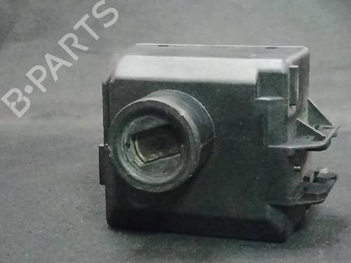 switch-mercedes-benz-a-class-w176-2012-2013-2014-2015-2016-2017-2018-38883337 main image