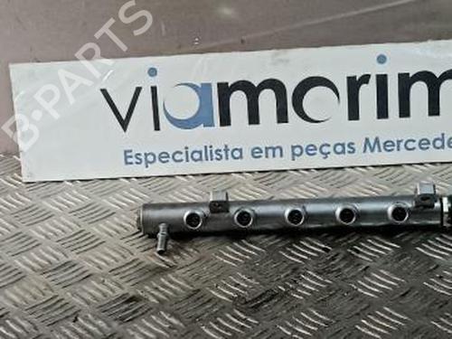 Used Injection rail Injection rail MERCEDES-BENZ C-CLASS (W205) C 180 BlueTEC / d (205.036) (116 hp) 38883505 38883505