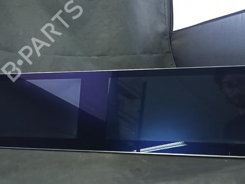display-monitor-mercedes-benz-e-class-w213-2016-38884205 main image