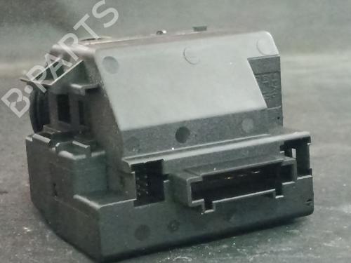 switch-mercedes-benz-e-class-w211-2002-2003-2004-2005-2006-2007-2008-2009-38884651 main image