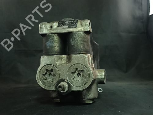 Used ABS pump ABS pump MERCEDES-BENZ 124 Saloon (W124) 300 Turbo-D (124.133) (147 hp) 38884682 38884682
