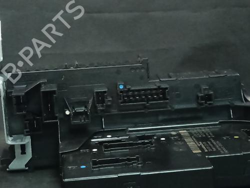 Used Fuse box Fuse box 38885160 38885160