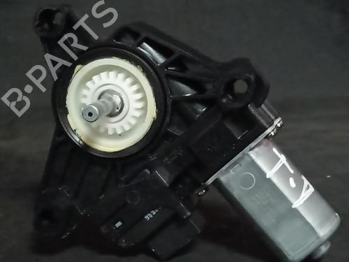 Used Right rear window motor Right rear window motor MERCEDES-BENZ A-CLASS (W176) A 180 CDI / d (176.012) (109 hp) 38885252 38885252