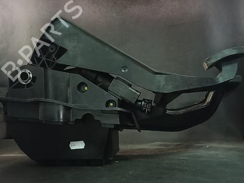 Used Pedal Pedal 38885276 38885276