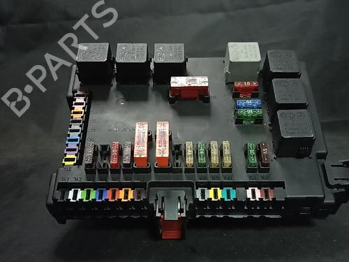 Used Fuse box Fuse box MERCEDES-BENZ S-CLASS (W221, V221) S 500 (221.071, 221.171) (388 hp) 38885565 38885565