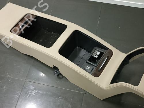 Armrest / Center console MERCEDES-BENZ CLS (C218) CLS 350 CDI / d (218.323) | BP38885705I20 - Image 2