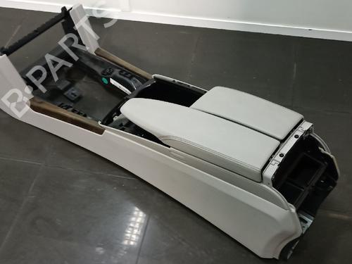 Used Armrest / Center console Armrest / Center console 38885707 38885707