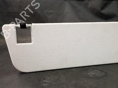 Used Right sun visor Right sun visor 38885773 38885773