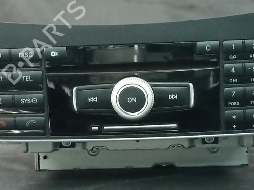 radio-mercedes-benz-e-class-coupe-c207-2009-2010-2011-2012-2013-2014-2015-2016-38886024 main image