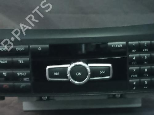 radio-mercedes-benz-c-class-w204-2007-2008-2009-2010-2011-2012-2013-2014-2015-38886086 main image