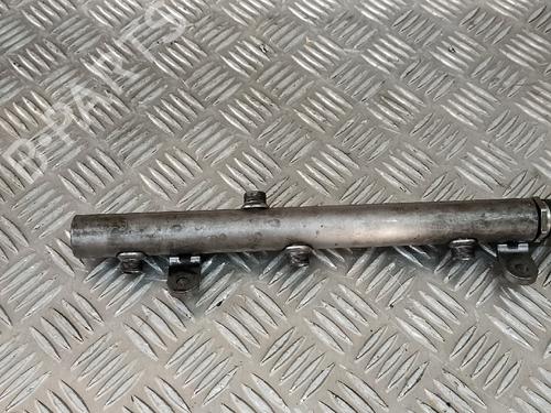Used Injection rail Injection rail 38886166 38886166
