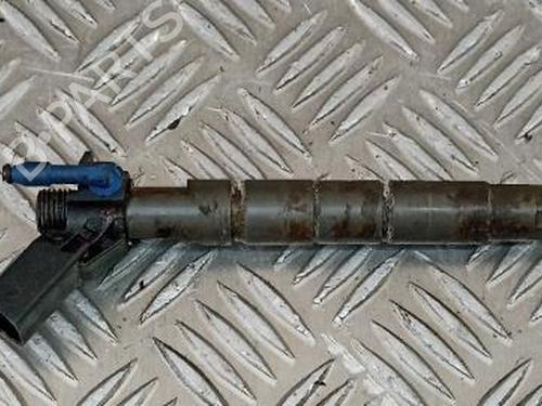 injector-mercedes-benz-e-class-w213-2016-38886183 main image