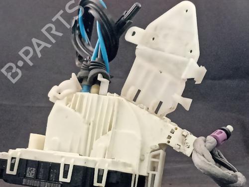 rear-right-lock-mercedes-benz-e-class-w212-2009-2010-2011-2012-2013-2014-2015-2016-38886828 main image