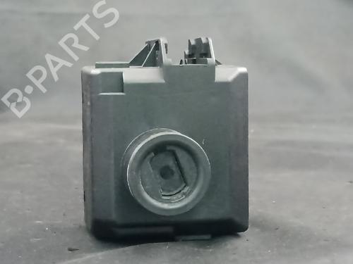 switch-mercedes-benz-a-class-w176-2012-2013-2014-2015-2016-2017-2018-38886833 main image