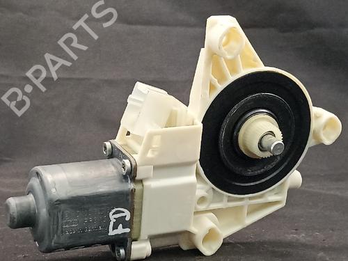 right-front-window-motor-mercedes-benz-a-class-w176-2012-2013-2014-2015-2016-2017-2018-38886911 main image